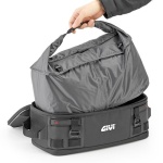 XL01B - GIVI BORSA CARGO WP 15/20 litri - immagine 2