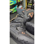 STIVALI ADV LEATT 8.5 HydraDri Black/Bronze - immagine 3