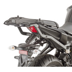 Attacco posteriore Givi 2140FZ per Yamaha MT-07 18-, specifico per bauletto Monokey o Monolock da abbinare alla piastra Monokey M5, M9A, M9B, M8A, M8B, o alla piastra Monolock M5M