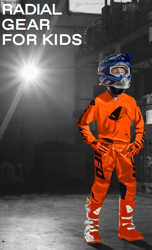 img_1ecfea38abf48520c022de5f2ab4cbe3.png COMPLETO JUNIOR UFO SLIM RADIAL 2024 ARANCIO FLUO - immagine 1