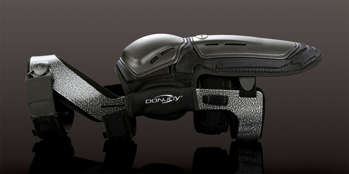 img_218bc50f234d569d65d1d142ae08d7a3.jpg Coppia TUTORI ORTOPEDICI DONJOY FOURCEPOINT - immagine 1