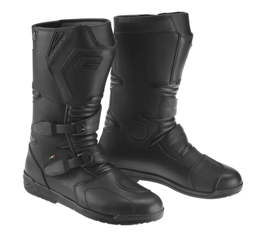 img_35fed9ed8d71688054cc1a478542361b.jpg STIVALI GAERNE TOURING CAPONORD GORE-TEX col. BLACK - immagine 1