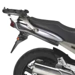 Attacco posteriore Givi 347F per Yamaha TDM 900 02-14, specifico per bauletto Monokey o Monolock, da abbinare a piastra Monokey M3 o Monolock MM