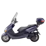 Attacco posteriore Givi SR46M per MBK Skyliner 125-150 01-13 e Yamaha YP Majesty 125-150-180 01-11, specifico per bauletto Monolock, comprensivo di piastra Monolock