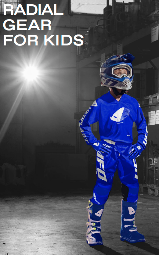 img_84980cf629375366aa86e77197f8266f.png COMPLETO JUNIOR UFO SLIM RADIAL 2024 BLUE - immagine 1