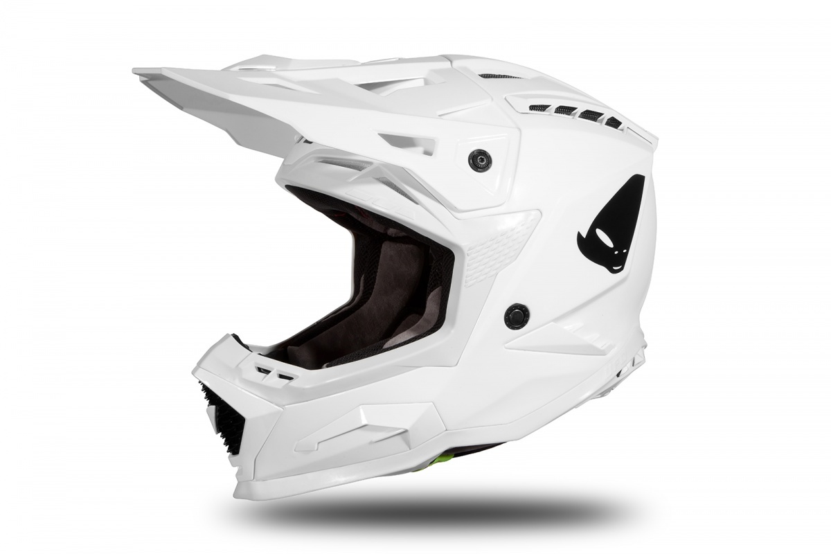 img_b1babe770d8defa6fd67d15b092ecd7d.jpg CASCO MOTOCROSS UFO ECHUS BIANCO LUCIDO art. HE166 - immagine 1