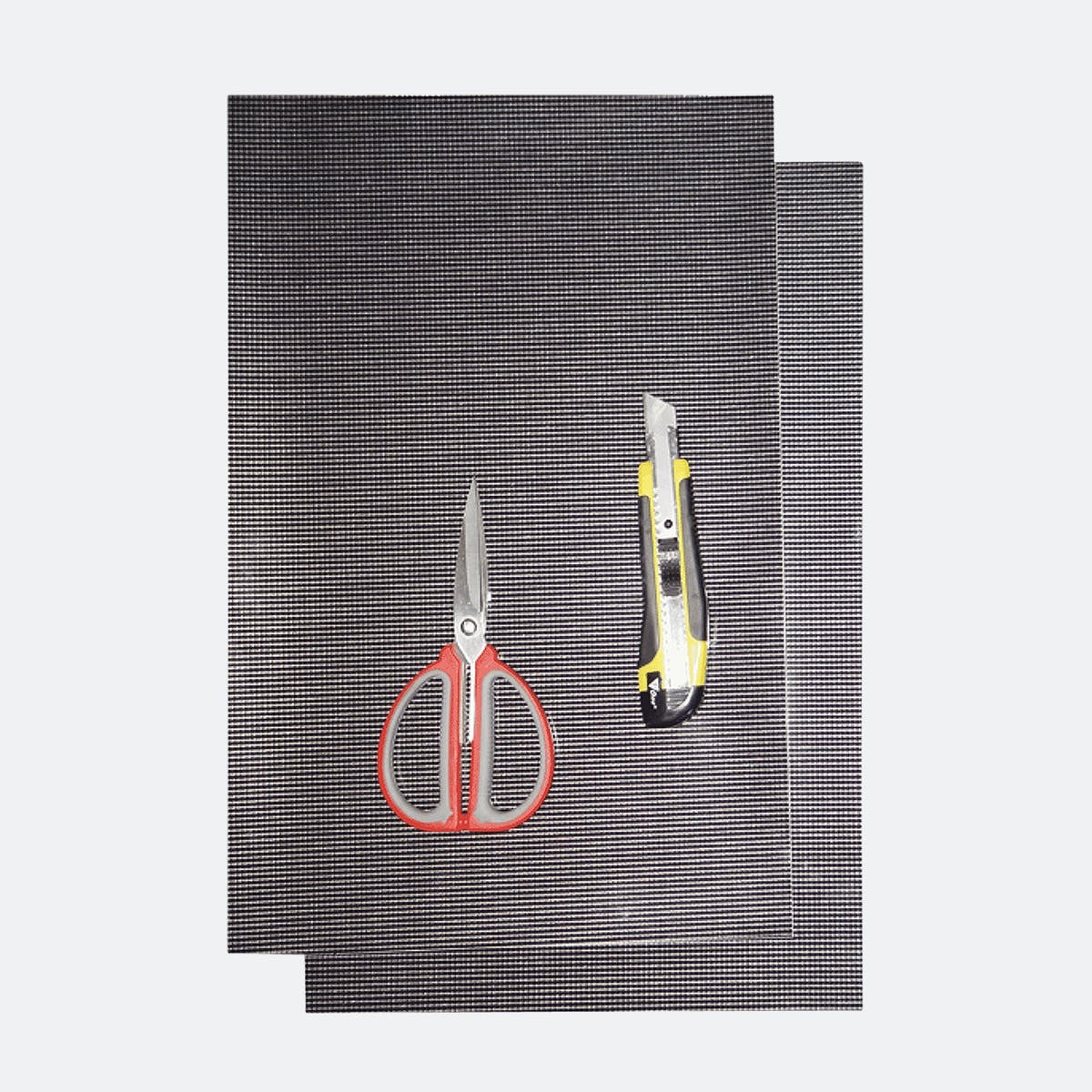 img_babb36b52533a952299e0fa100ca1eeb.jpg FOGLIO ADESIVO IN CRYSTAL SIMIL CARBON 47 X 33 cm - immagine 1