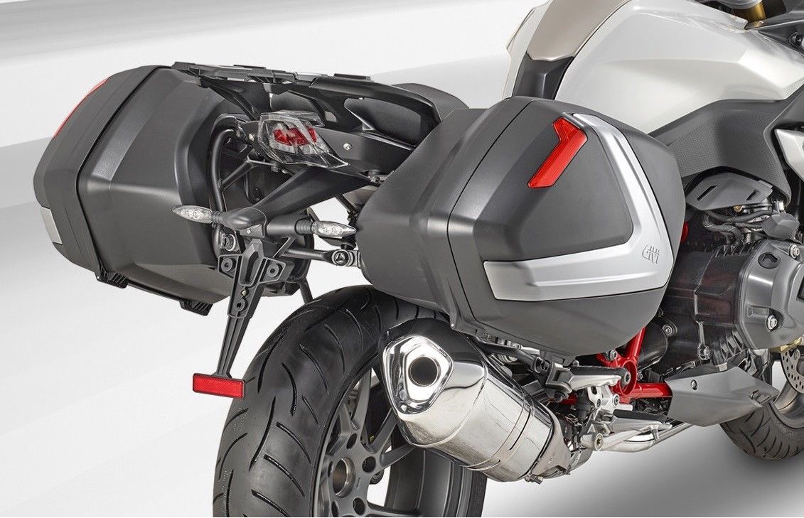 img_d4f18ee8b34d5440acb680a3daf48db5.jpg COPPIA GIVI LATERALI MONOKEY SIDE V37N - immagine 1