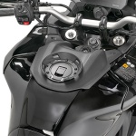 BF96 - Flangia Borsa Serbatoio Givi Tanklock BF96 per YAMAHA TRACER 9/GT/GT+ '25