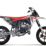 MARMITTA GIANNELLI per FANTIC 50 XE ENDURO/XM MOTARD 2025/2026 con terminale ENDURO/CROSS 2T col. ALLUMINIO